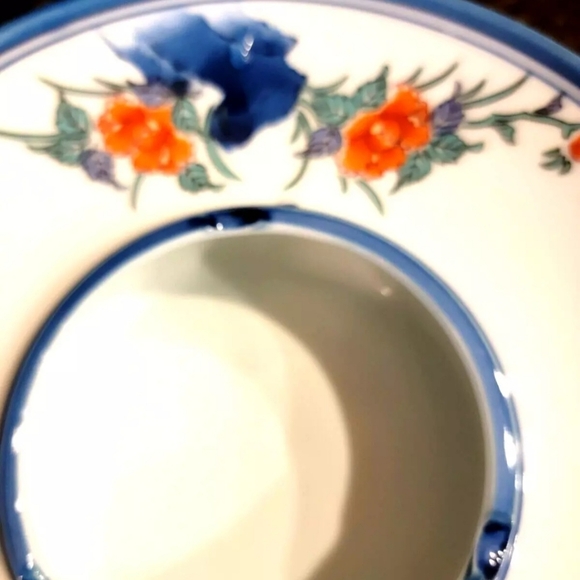 Arita Ware Shiniwa Peony 8" Round Porcelain bowl Ashtray/Vase/Incense Pre-owned - Picture 3 of 8
